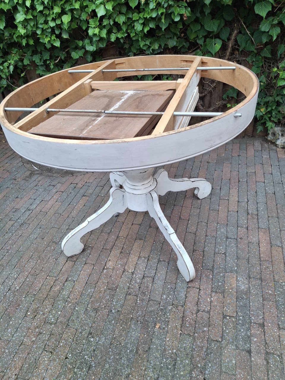 Antieke tafelpoot evt met blad