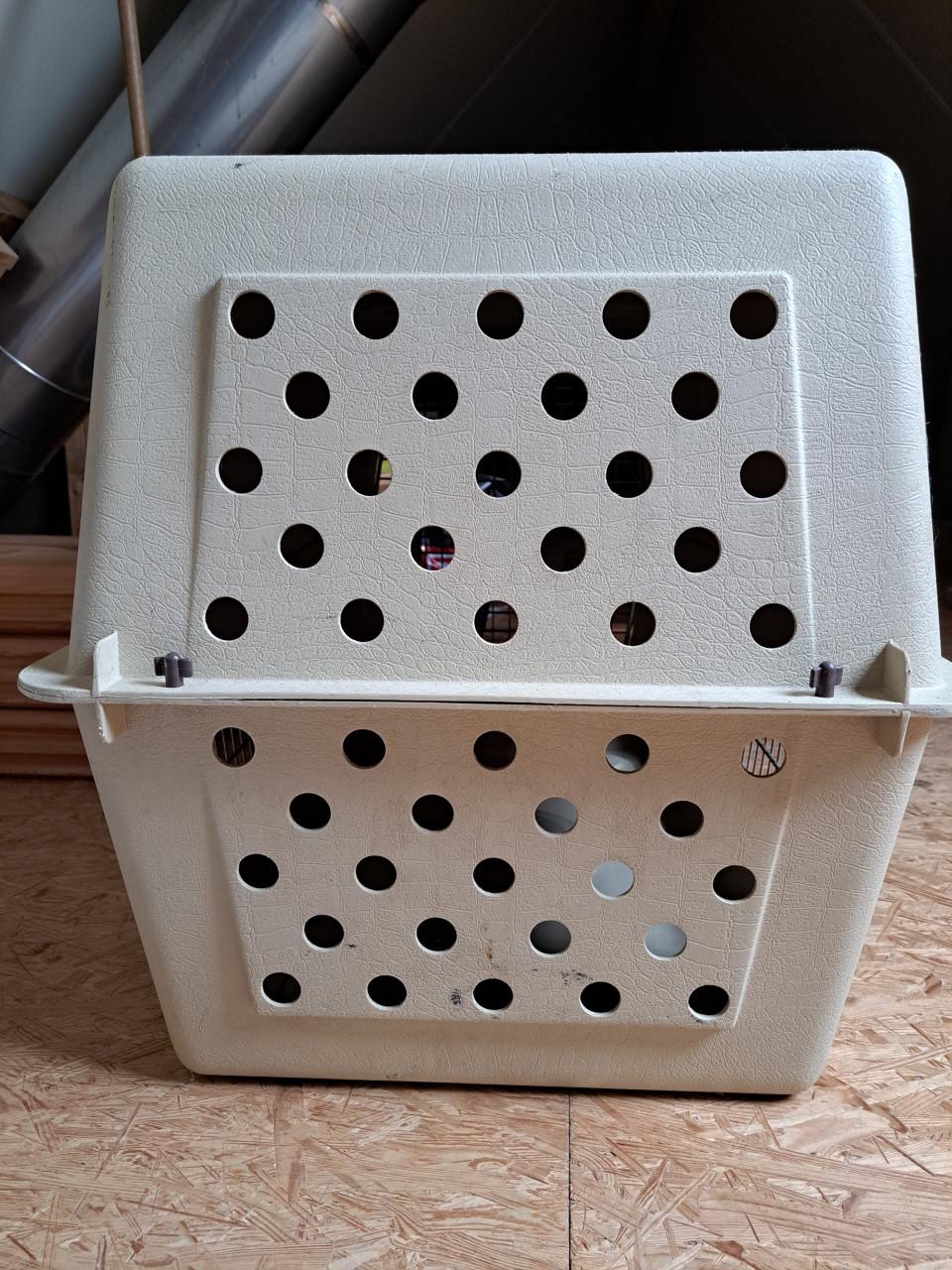 Grote hondenbench 81 cm(l) x 56 (b) x 58 (h)