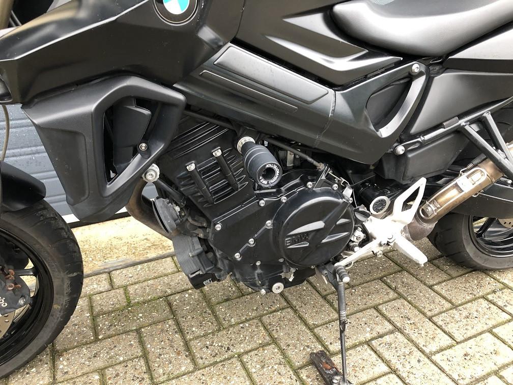 BMW F800R uit 2016 van 1e eig met 42 dkm, ABS, sportdemper, rijklaar €5750
