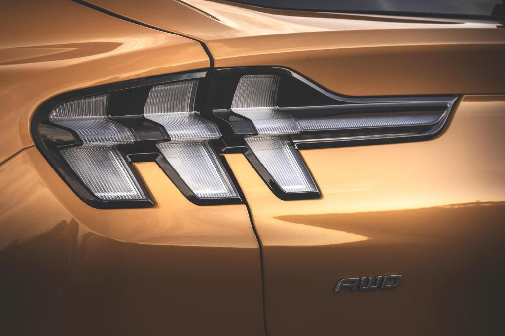 Ford Mustang Mach-e gt extended awd 98 kwh | €5000.- korting | nieuw te bes