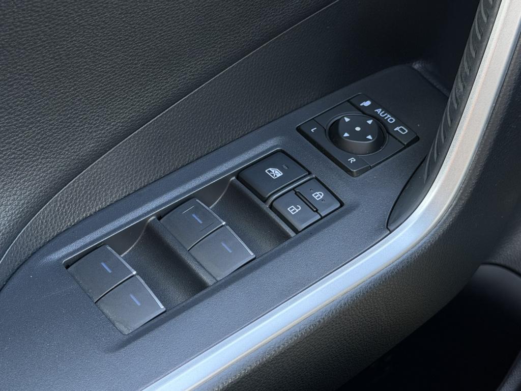 Toyota Rav4 2.5 plug-in hybrid awd style | trekhaak | head-up | bear-lock |