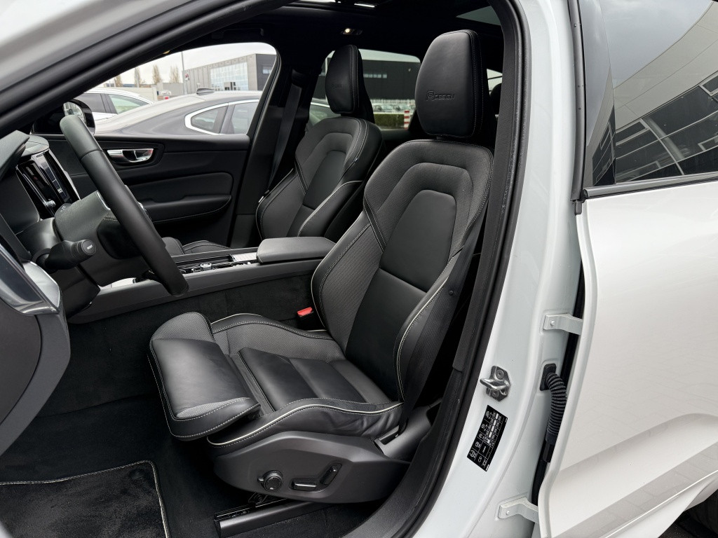 Volvo XC60 t8 390pk recharge r-design| panodak| adap.cruise| 360camera| led