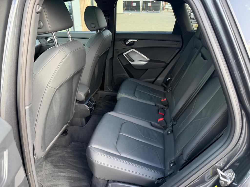 Audi Q3 45 tfsi e s-line | panoramadak | leder | sonos | carplay | led | ca