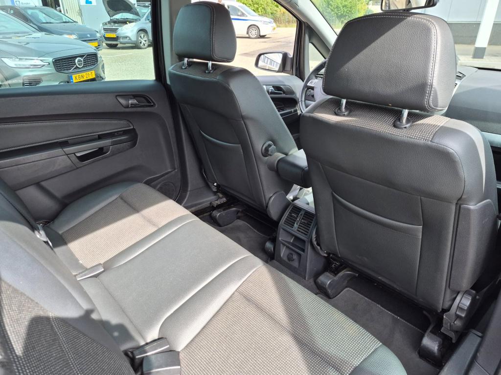 Opel Zafira 2.2 cosmo