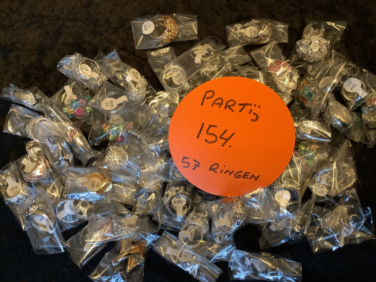 Partij hele mooie ringen. ( partij 154)