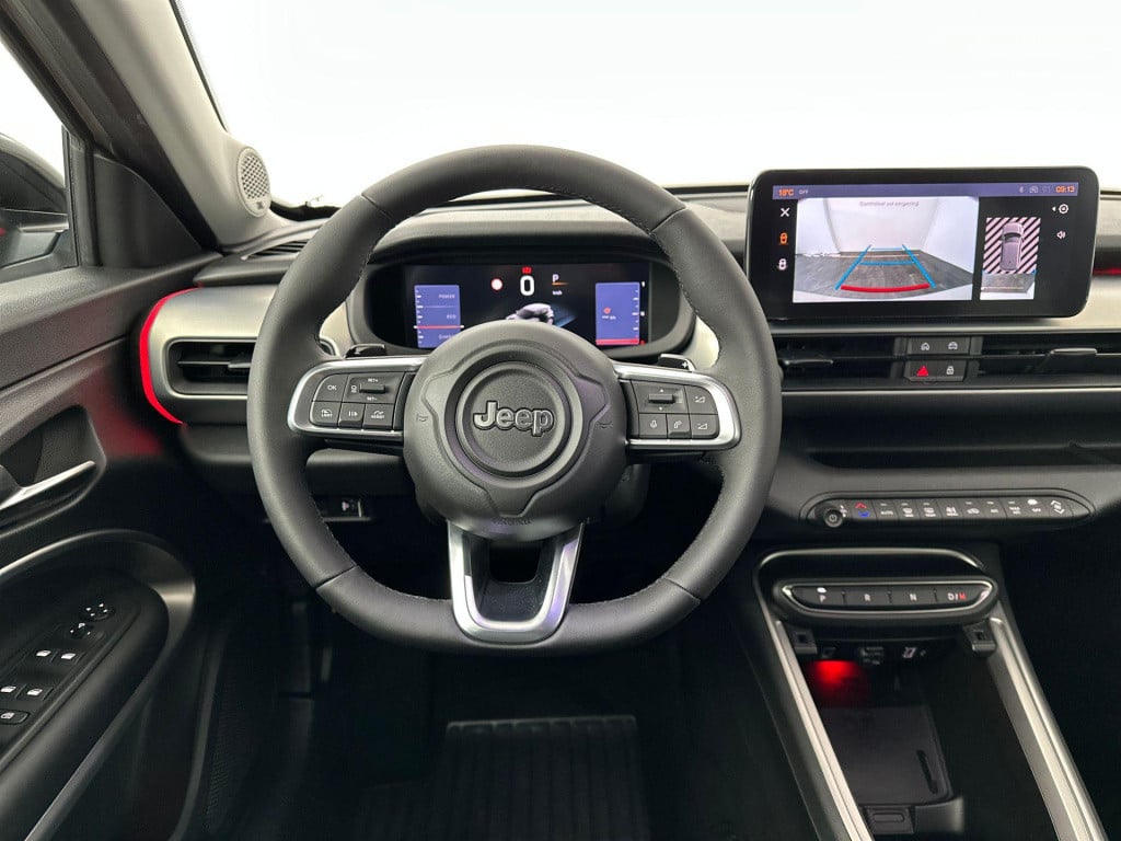 Jeep Avenger e-hybrid 1.2 summit | winterpack | camera | apple carplay&andr