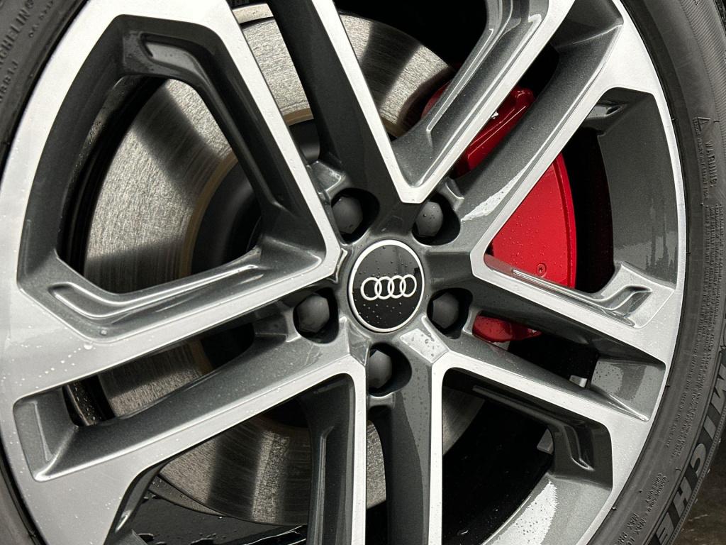 Audi Q5 sportback s edition competition e-hybrid 270 kw / 367 pk spo