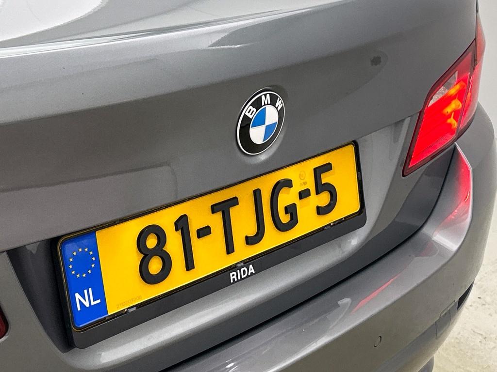 BMW 5 Serie 523i high executive | schuif/kanteldak |