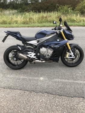 BMW S1000R, bj 2015 met ca 25000 km