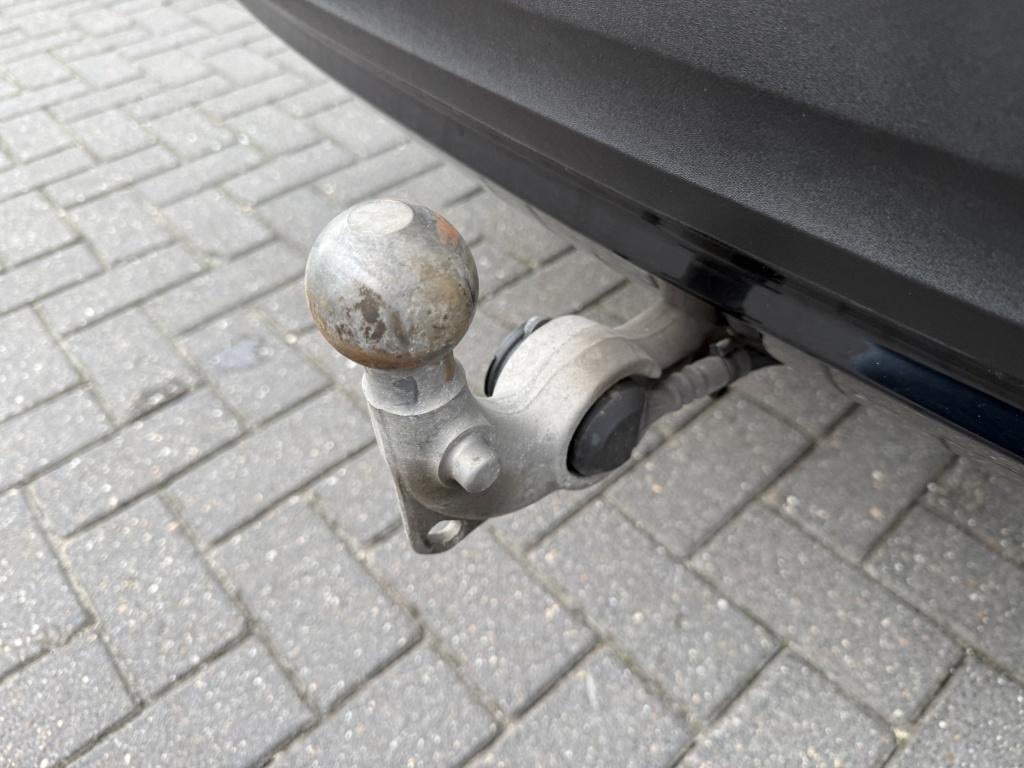 Volvo XC40 t5 262pk recharge r-design| adap.cruise| camera| trekhaak| keyle