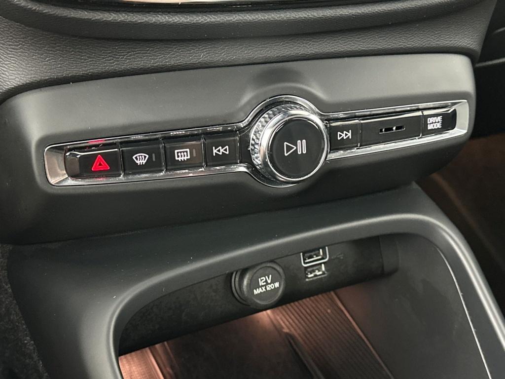 Volvo XC40 t4 211pk recharge plus dark| 360camera| adap.cruise| h&k audio| 