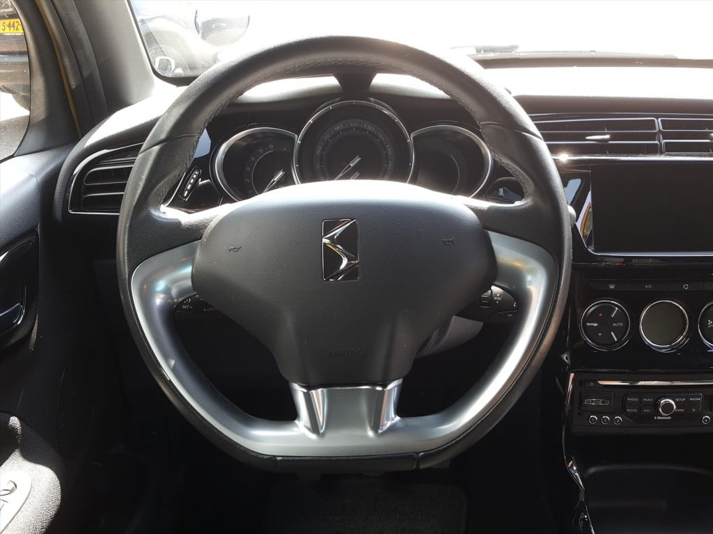 Citroen DS3 1.2 vti 82pk so chic navigatie | cruise & climate control | par