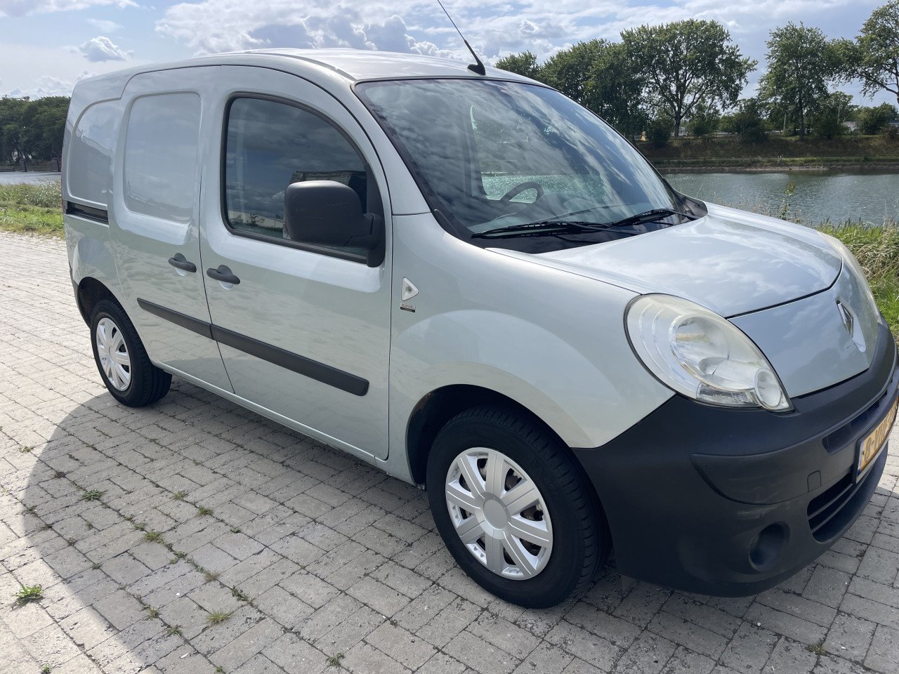 Renault kangoo express comfort 1.5 dci 136000 km