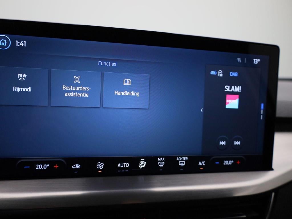 Ford Focus wagon 1.0 ecoboost hybrid titanium | cruise control | navigatie 