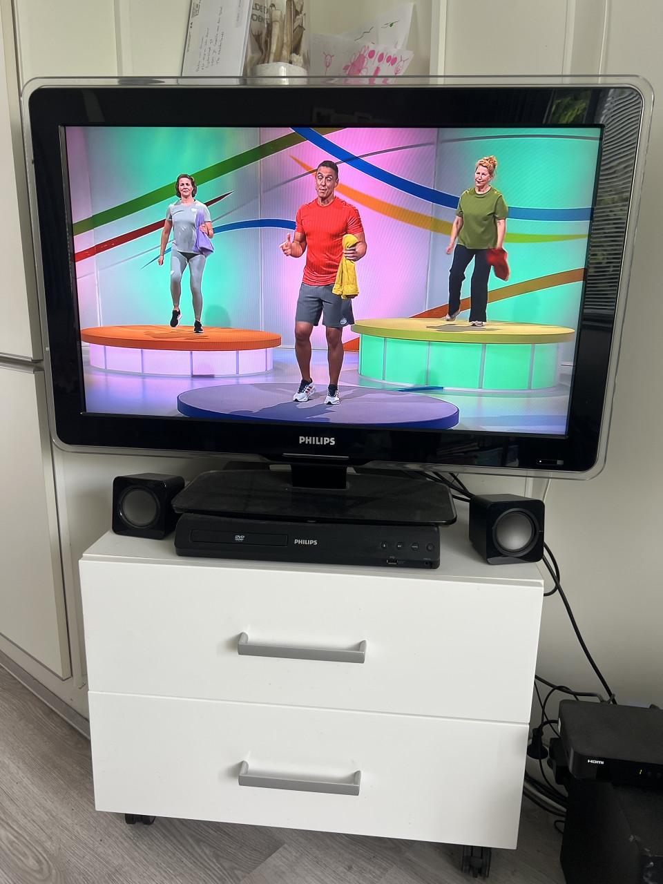 Philips tv en Home Cinema set