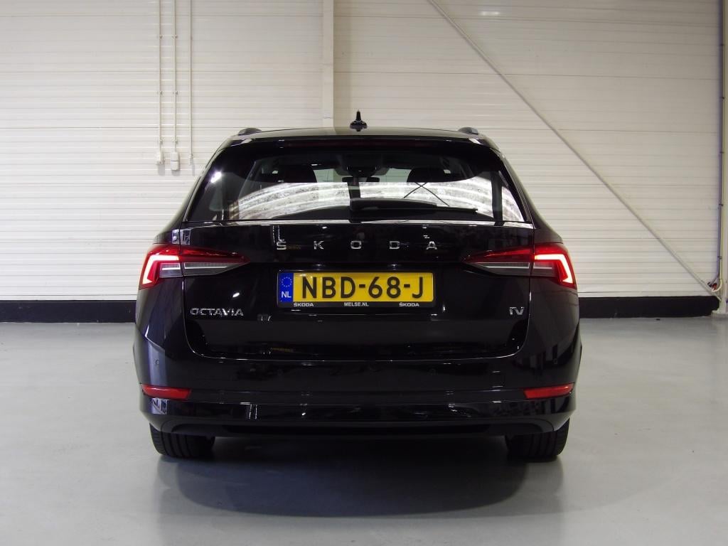 Skoda Octavia combi ambition iv phev 204 pk