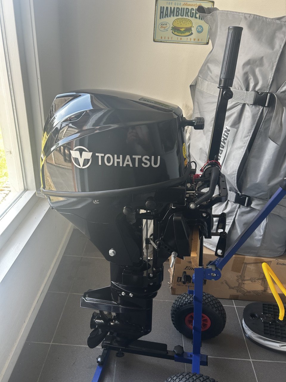 Rubberboot met buitenboordmotor