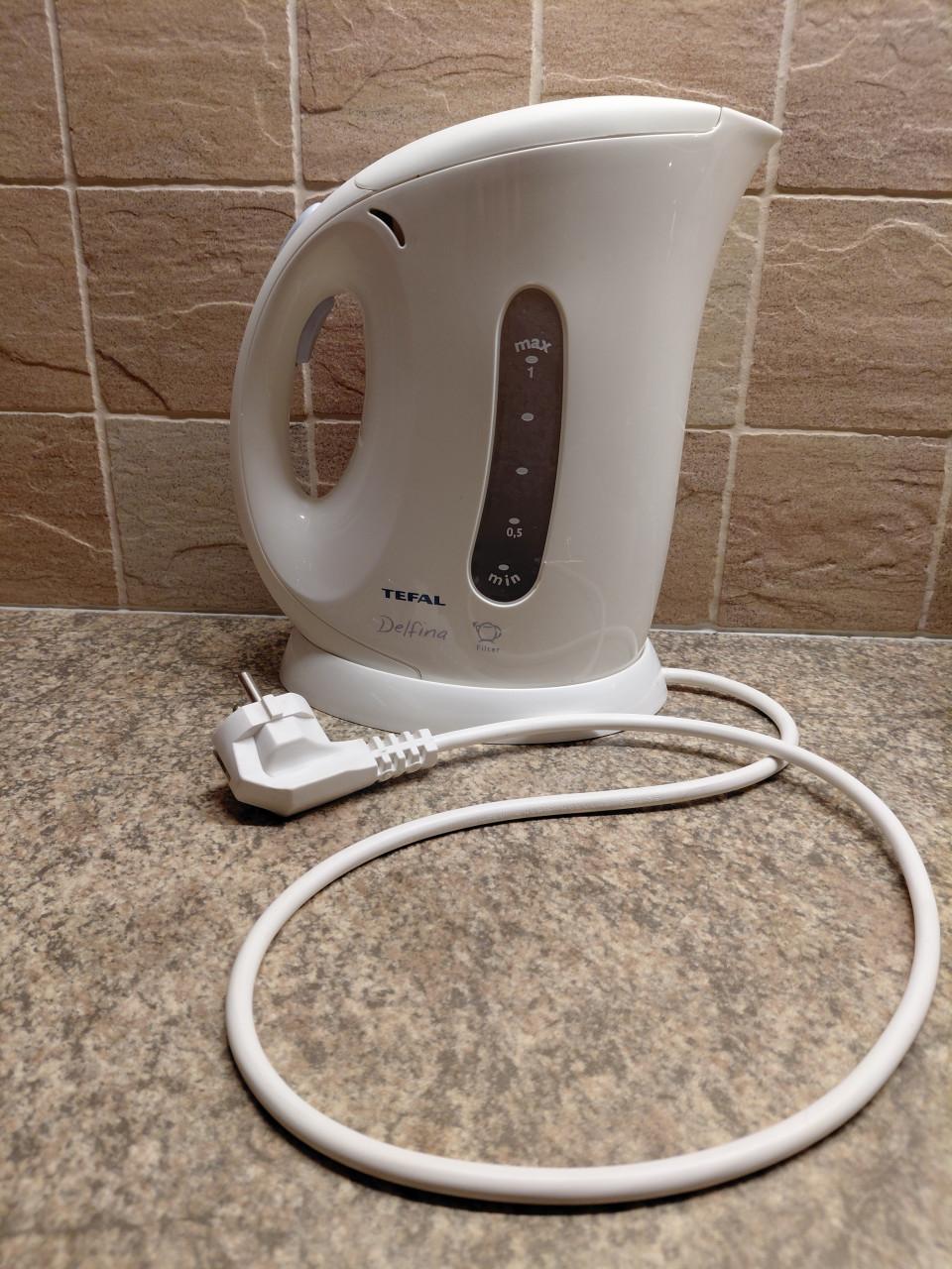 Keurig nette waterkoker. Merk: Tefal Delfina.