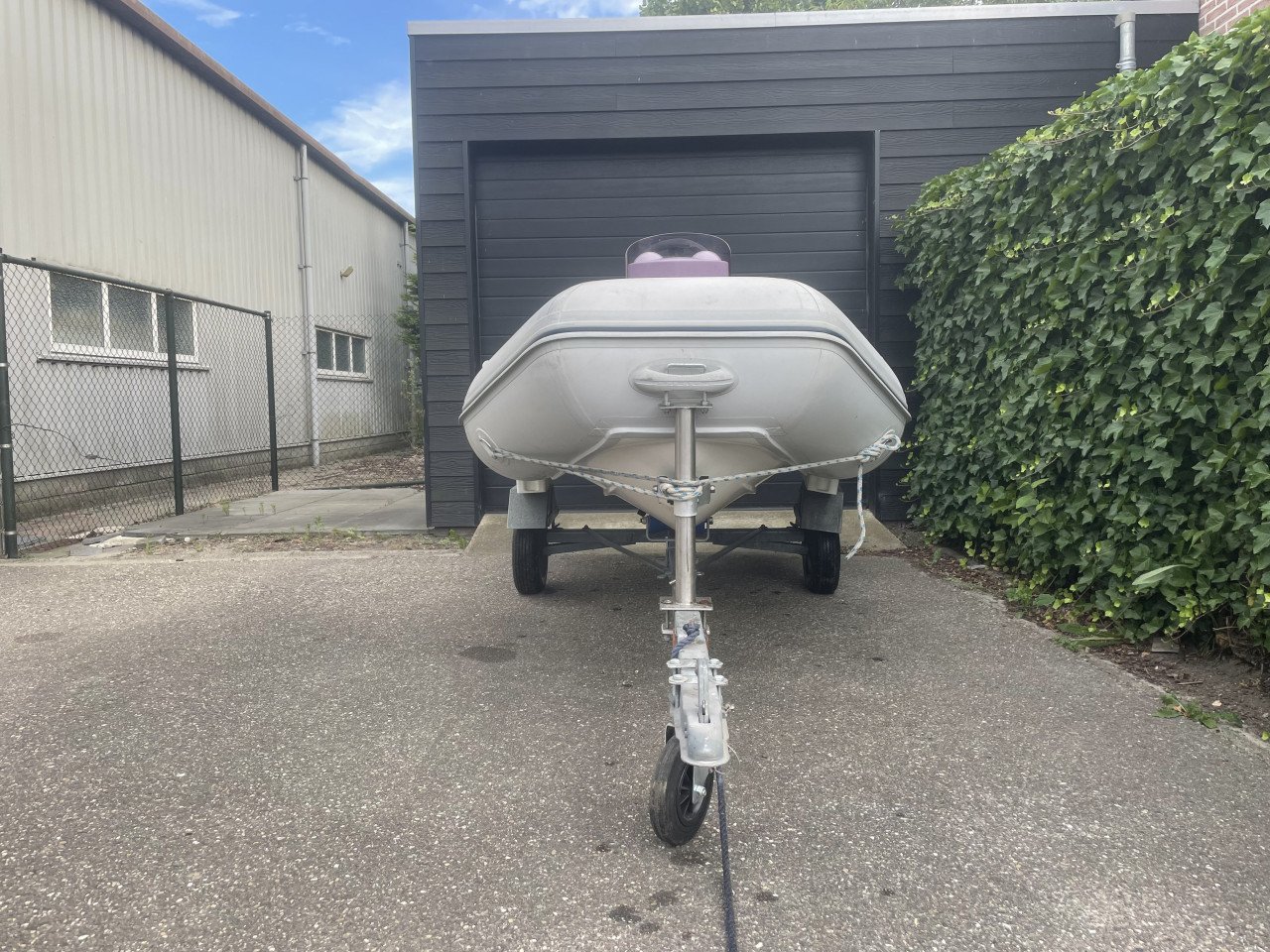 Brig 330 mercury 15 pk