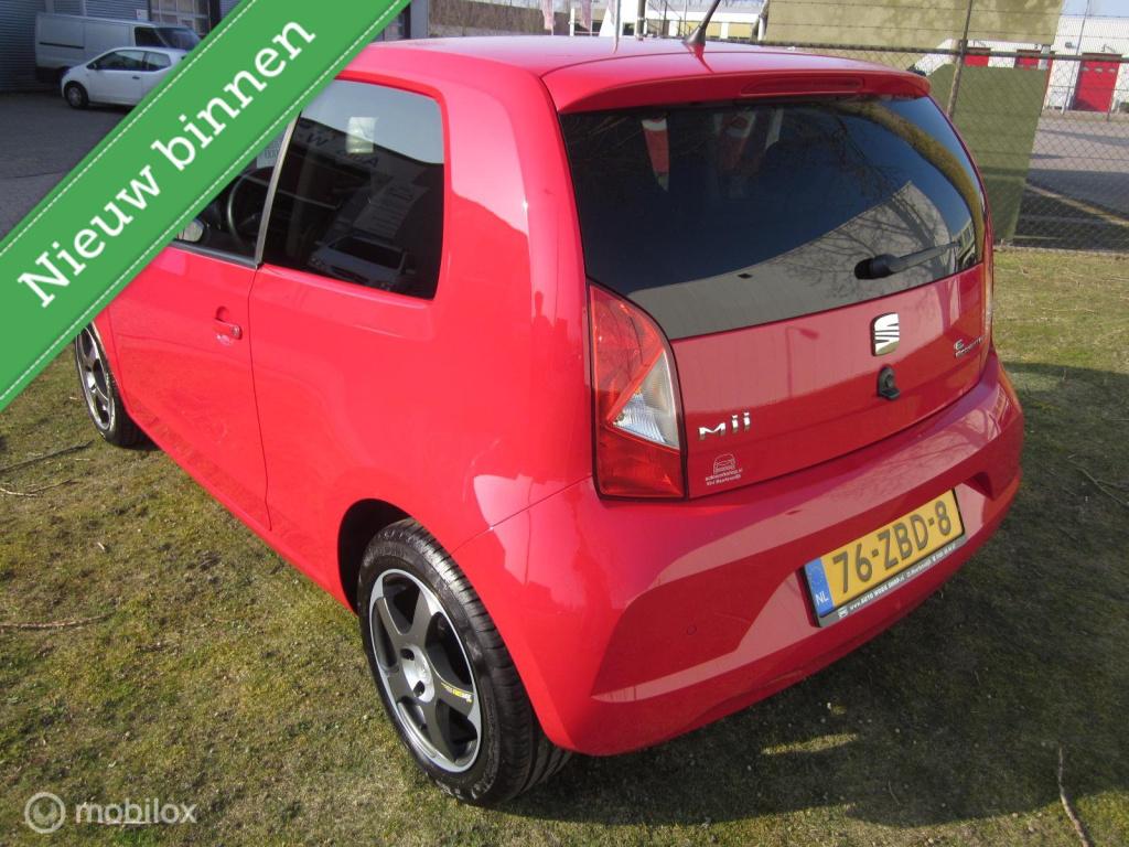 Seat Mii 1.0 style sport/airco/lm velgen/navi/pdc/cruise slechts 129000km