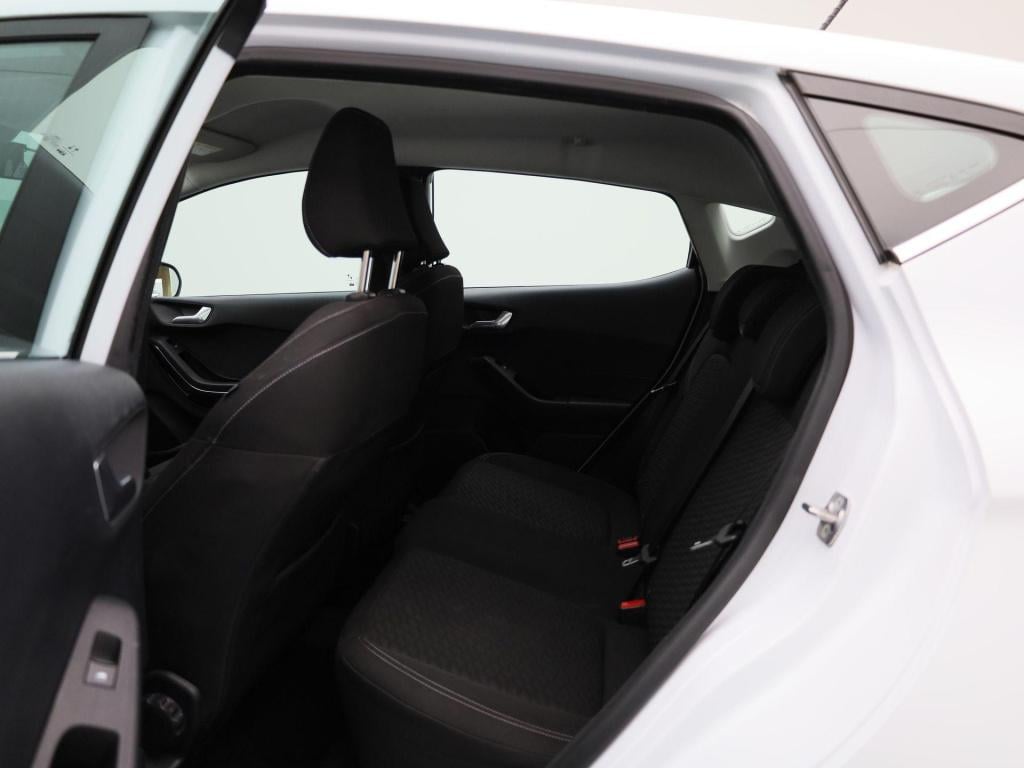 Ford Fiesta 1.0 ecoboost hybrid titanium | parkeer sensoren | cruise contro