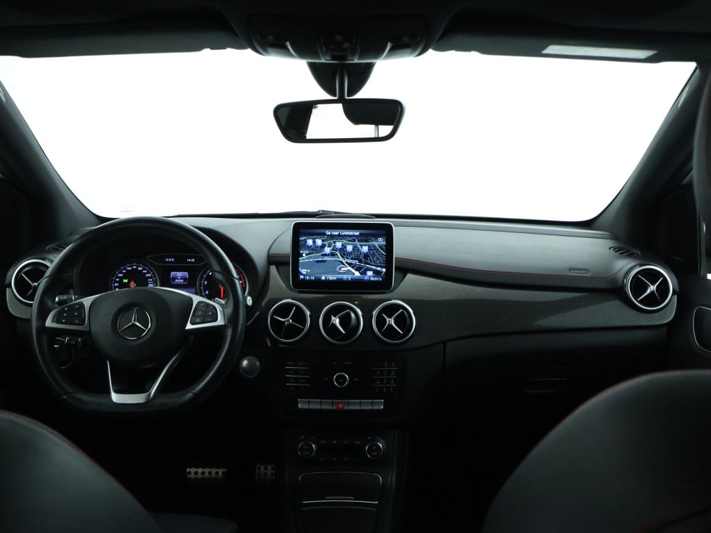 Mercedes-Benz B-Klasse 180 amg night edition plus keyless go | leer | panor
