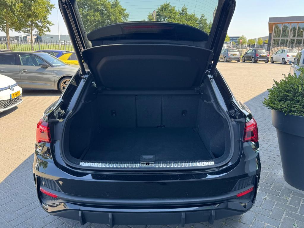 Audi Q3 sportback 35 tfsi s-line 3x * panoramadak * lederen sportstoelen * 