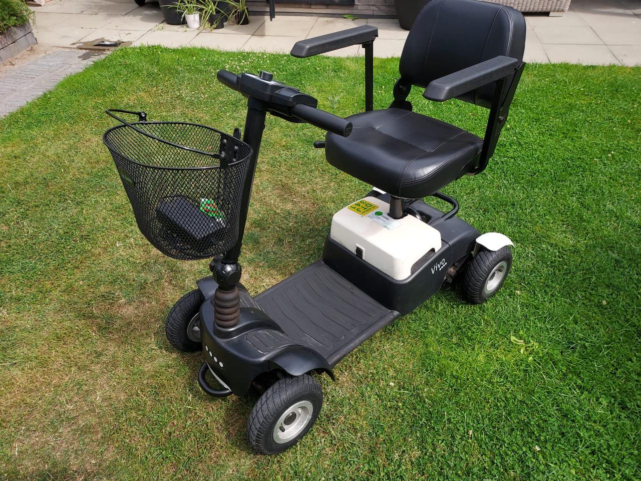 Demontabele scootmobiel te koop.