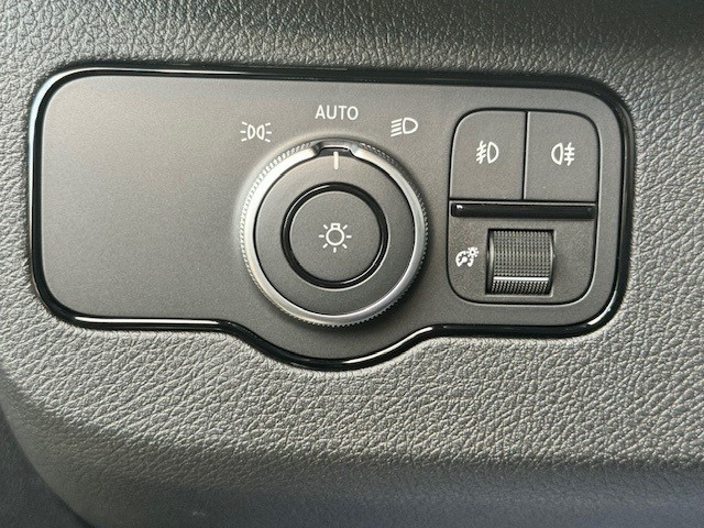 Mercedes-Benz Sprinter 319 1.9 cdi l2 l distronic l 3,5 t trekhaak l led l 
