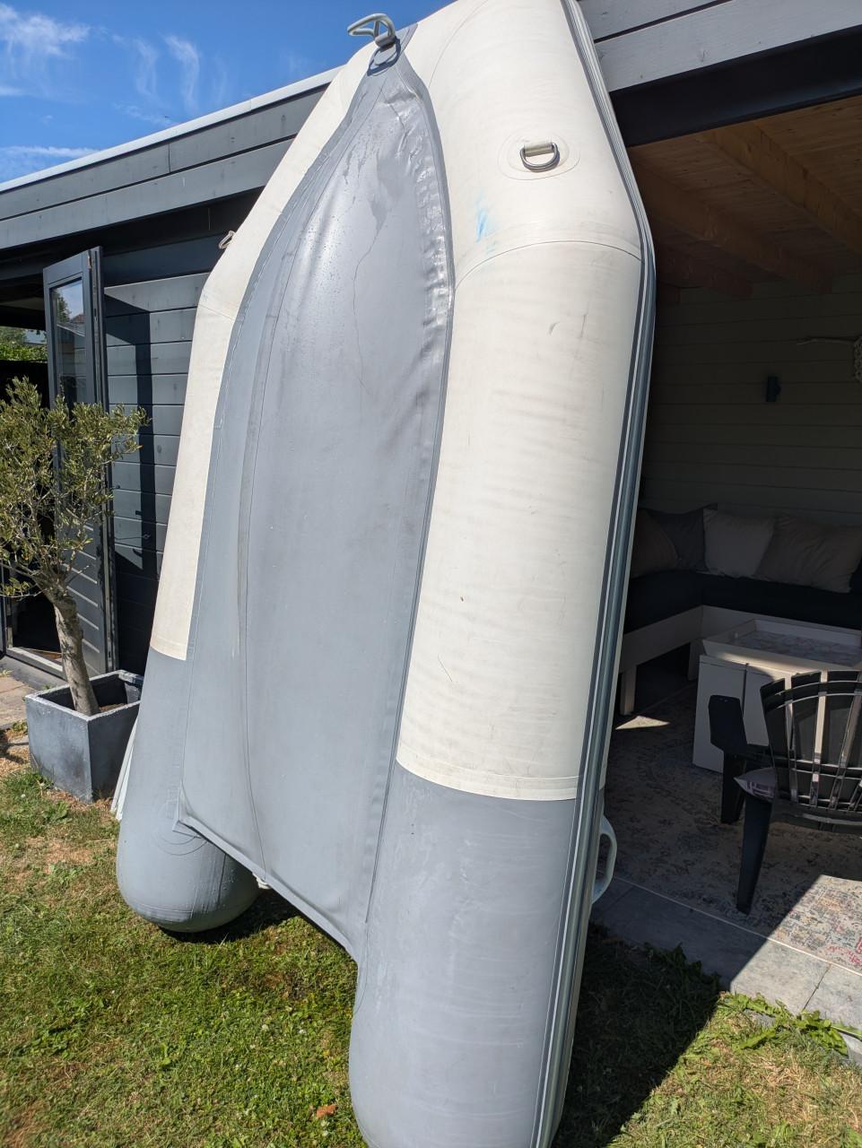 Zodiac Cadet 260 aerodeck / roll up.