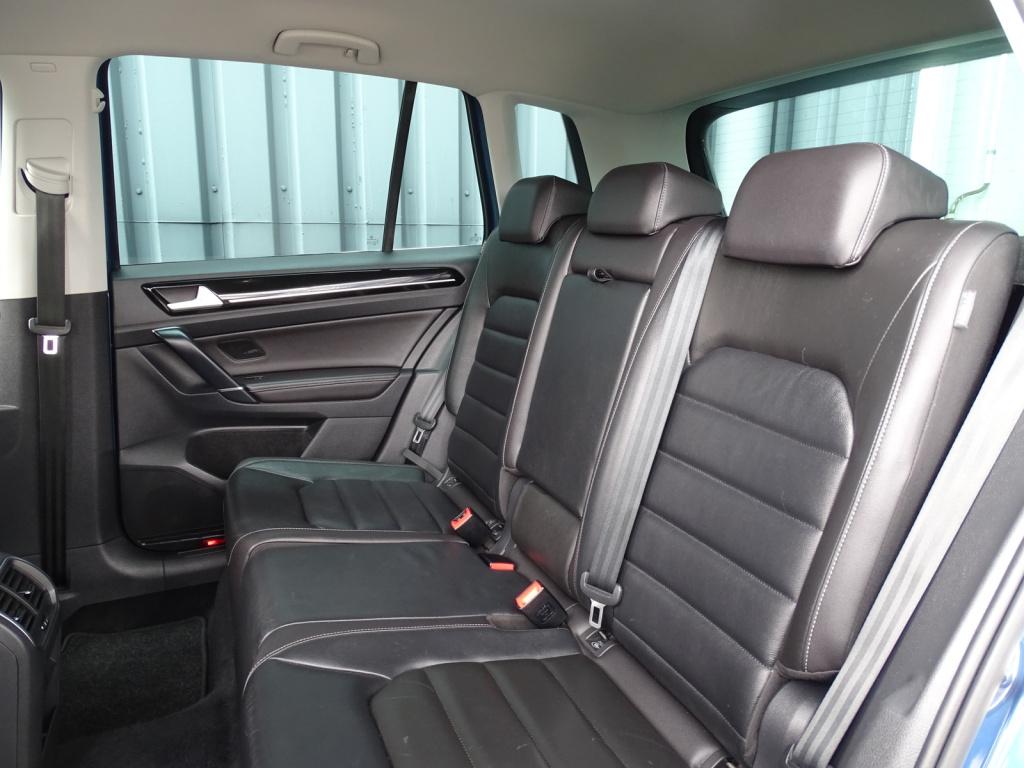 Volkswagen Golf Sportsvan 1.4 tsi connected series automaat