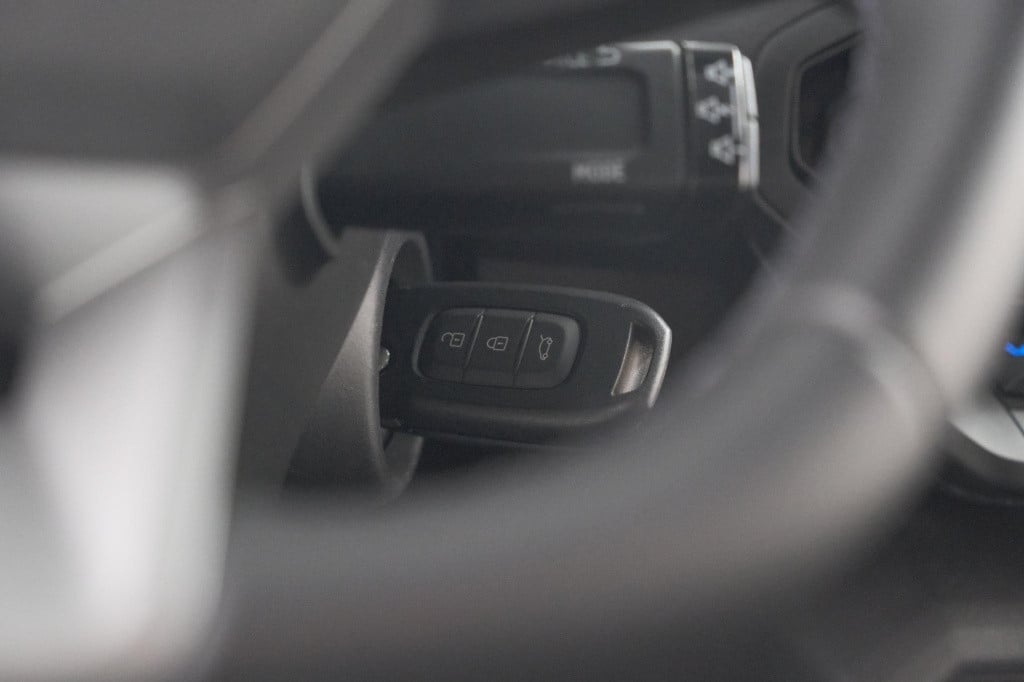 Dacia Duster mild hybrid 130 expression | camera | stoelverwarming | apple 