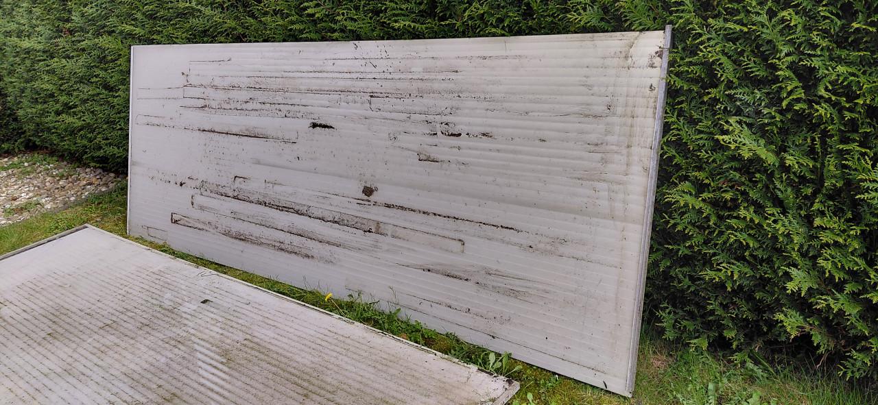 Gratis polycarbonaat dakplaten af te halen.