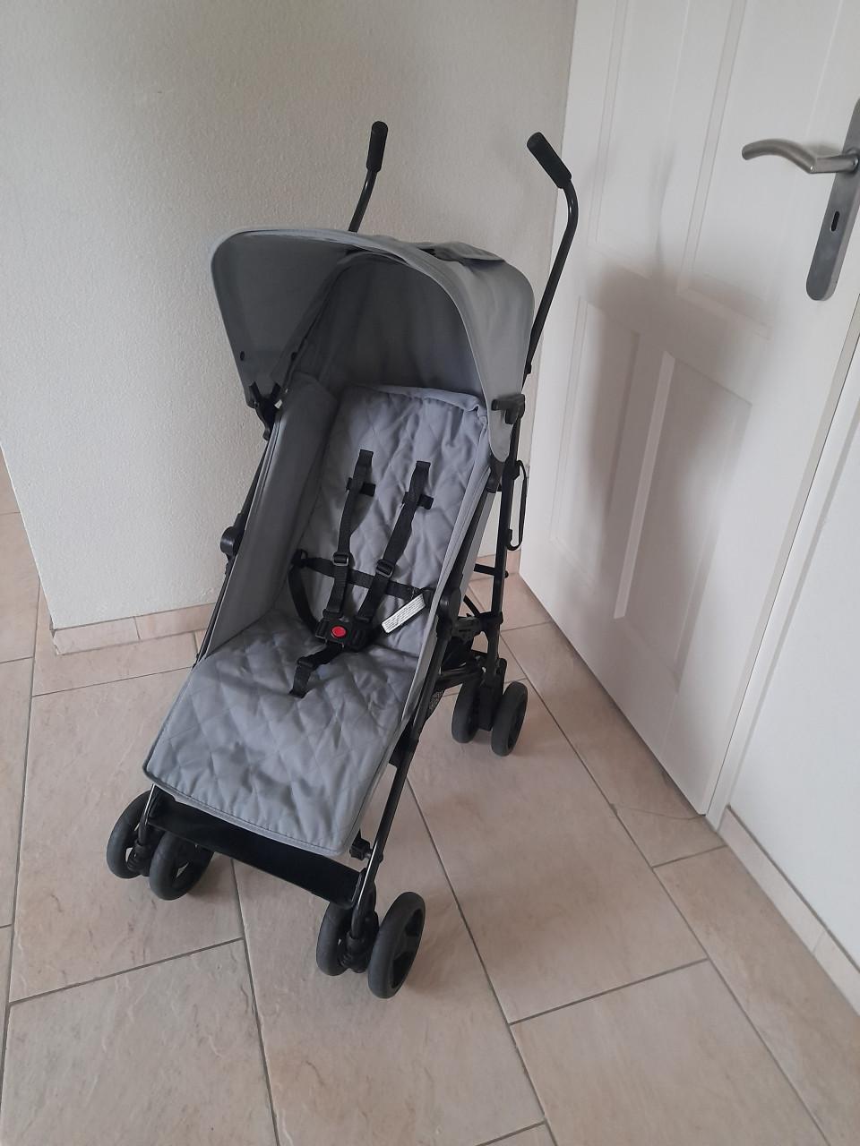 Cabino buggy ( in goede staat )