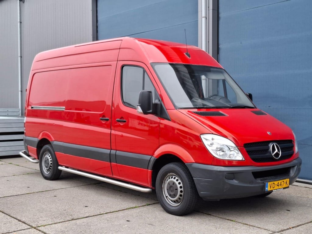 Mercedes-Benz Sprinter 210 2.2 cdi 366 functional hd 3 zits / side bars / p