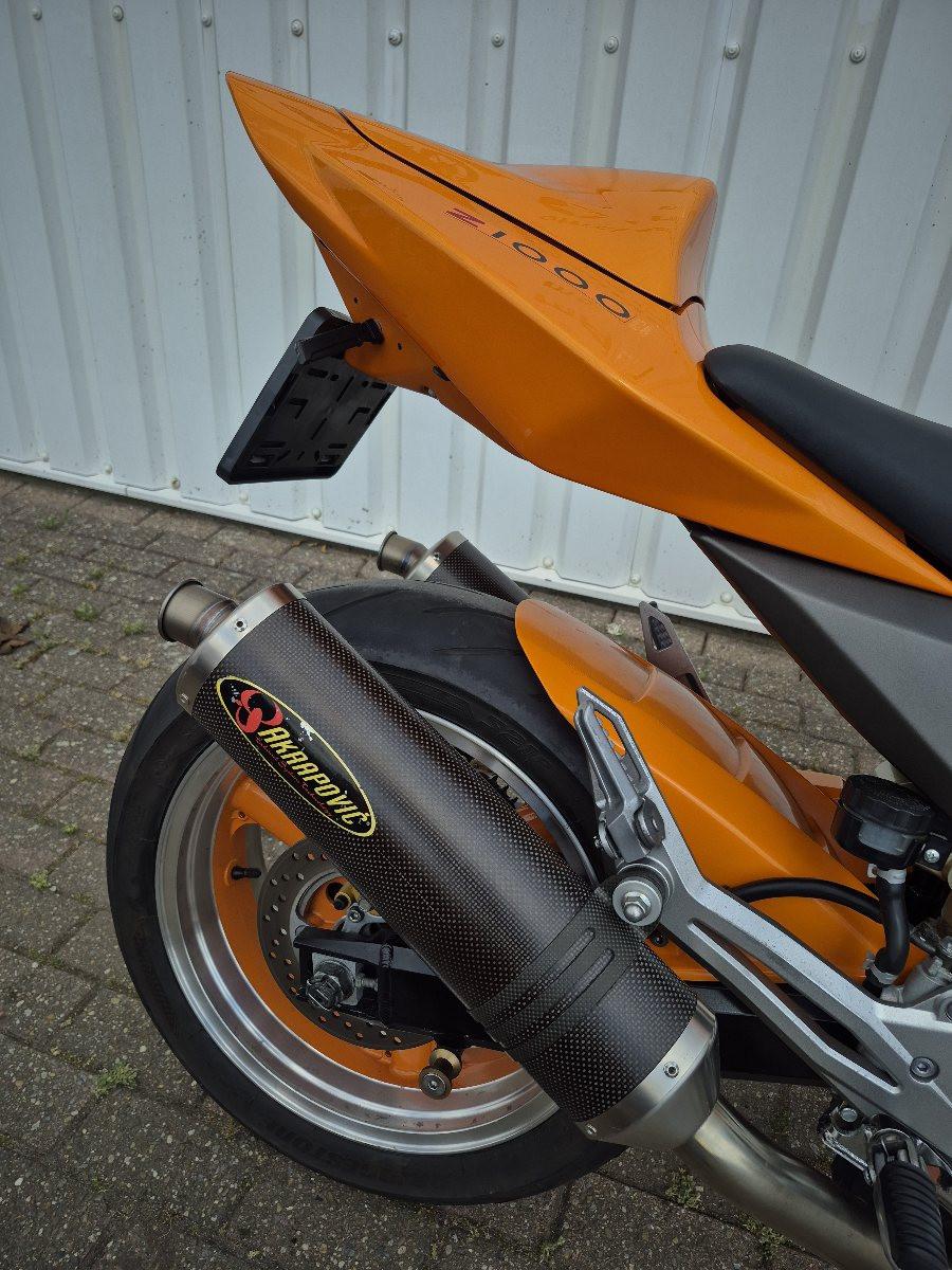 Kawasaki Z1000 Akrapovic, mooie naked bike