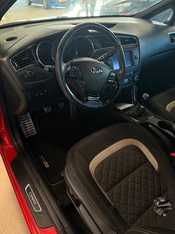 Kia Cee'd 1.0 t-gdi gt-line