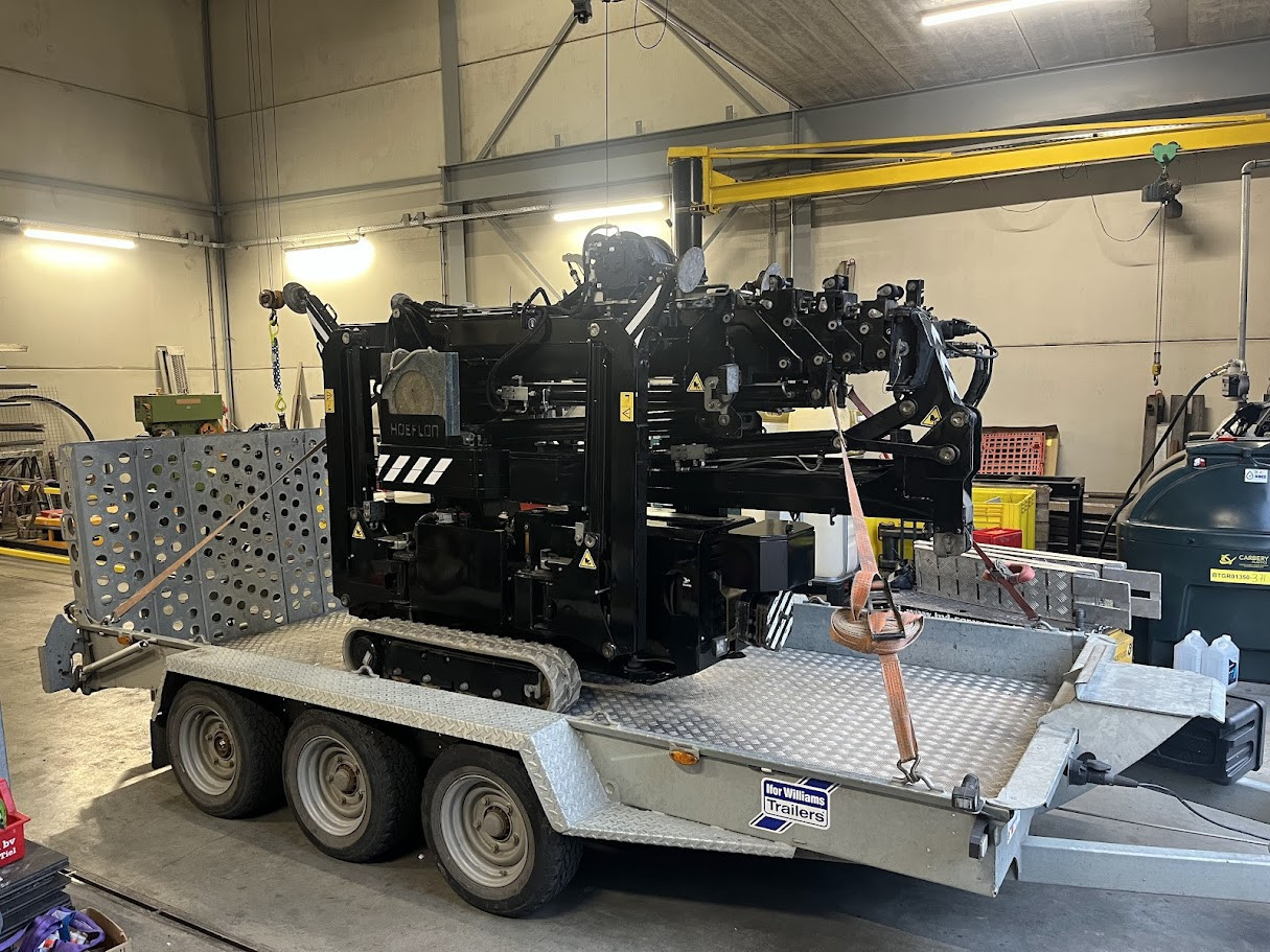 Verhuur Hoeflon C6,   minihijskraan, compactkraan,  incl machinist