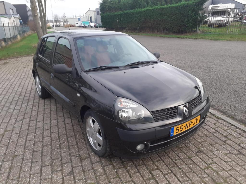 Renault Clio 1.2-16v dynamique