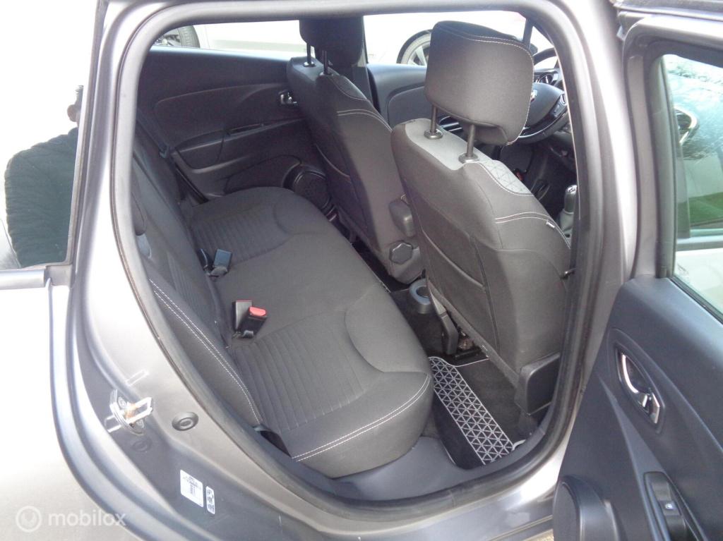 Renault Clio estate 0.9 tce dynamique/navigatie/lm velgen/airco/key less/pd