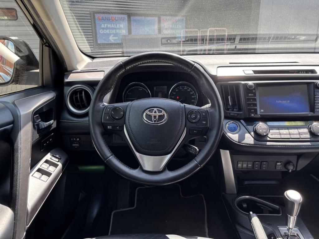Toyota Rav4 2.5 hybrid awd style