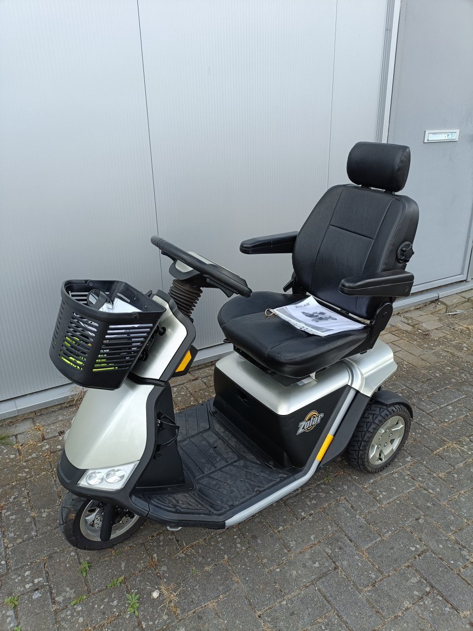 Scootmobiel Zolar pride
