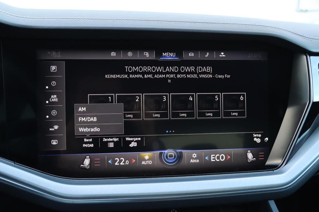 Volkswagen Touareg 3.0 tsi ehybrid 4motion elegance black style 380pk tiptr