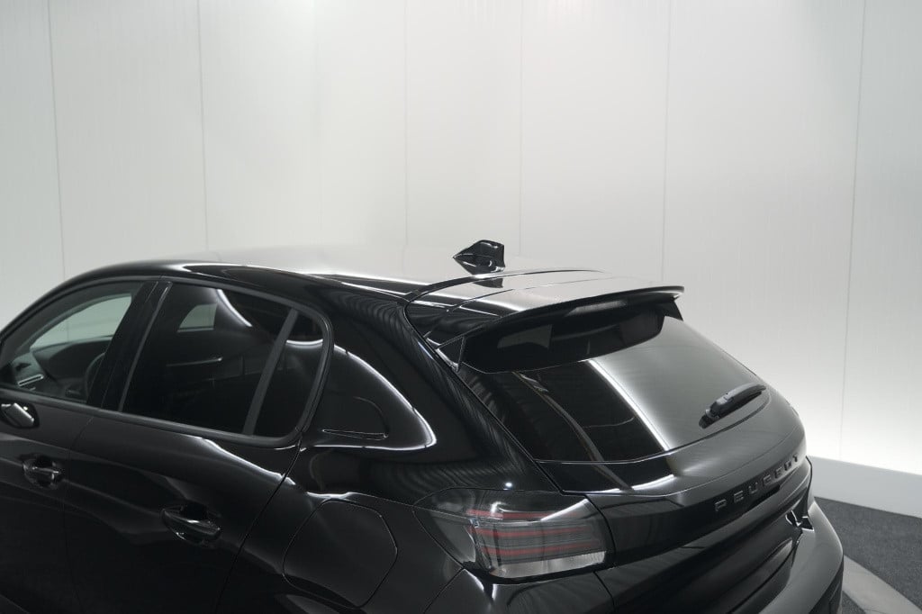 Peugeot 208 puretech 100 allure | 360 camera | stoelverwarming | dodehoekde
