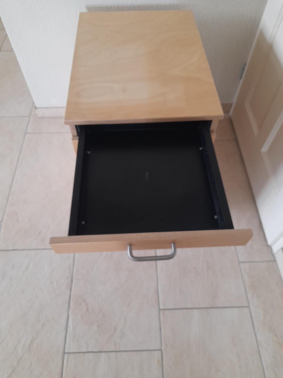 Ladenkast / ladenblok  voor onder bureau (in goede staat ) 60 x 44 x 59H