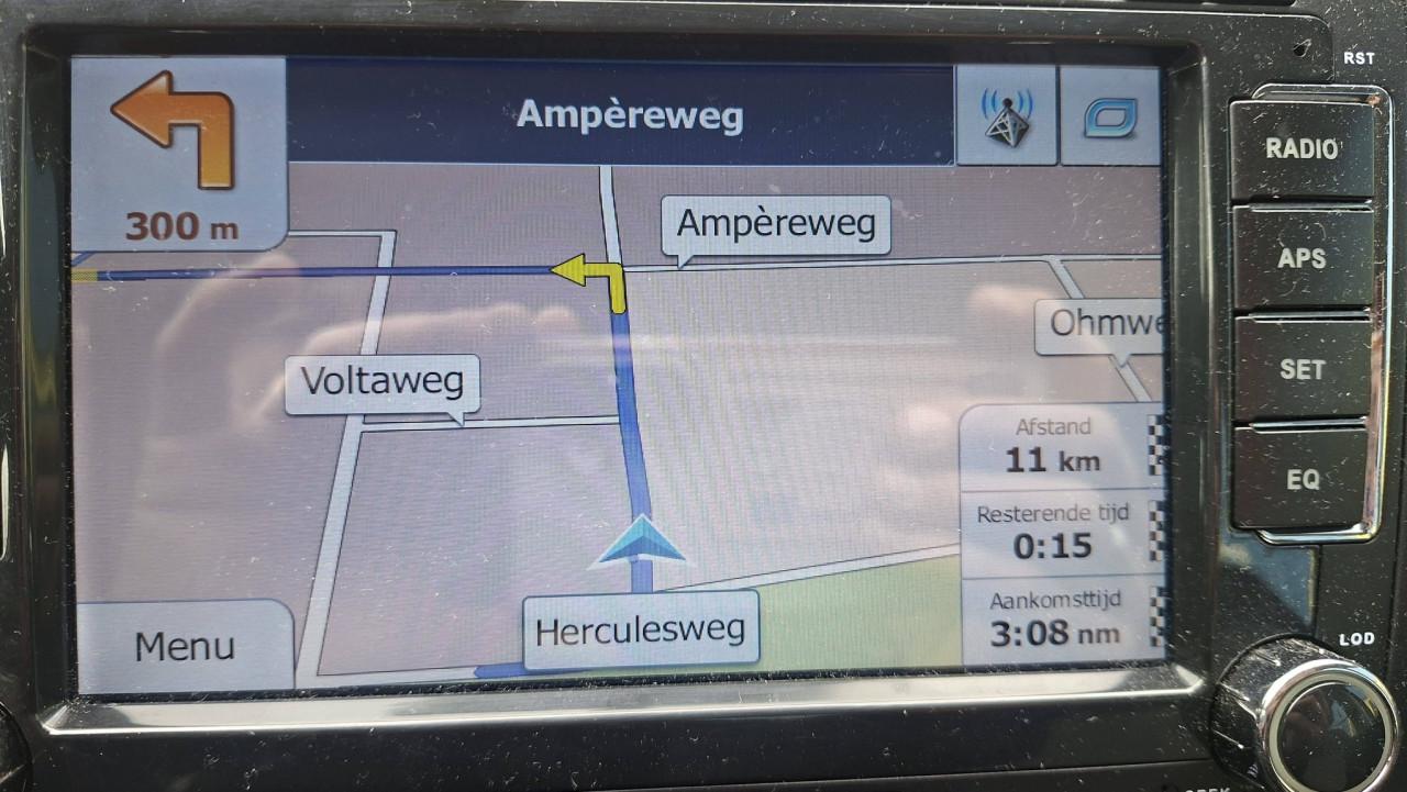 Volkswagen Polo 1.4 16v Highline 5deurs bj:2010 airco lm-velgen