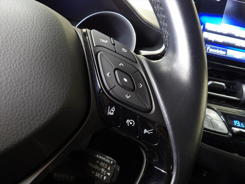 Toyota C-hr 1.8 hybrid 122pk cvt dynamic