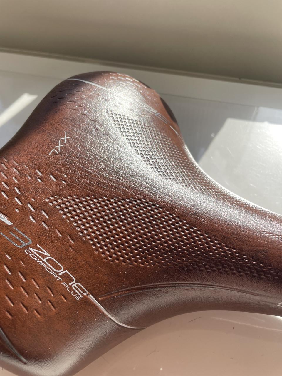 Selle Bassano Volare 3Zone Comfort Plus Fietszadel - Bruin