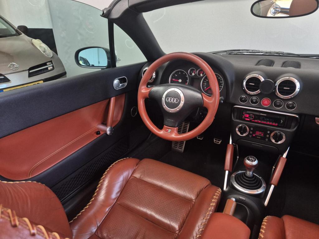 Audi TT roadster 1.8 5v turbo quattro / liefhebbersauto / baseball stiksels