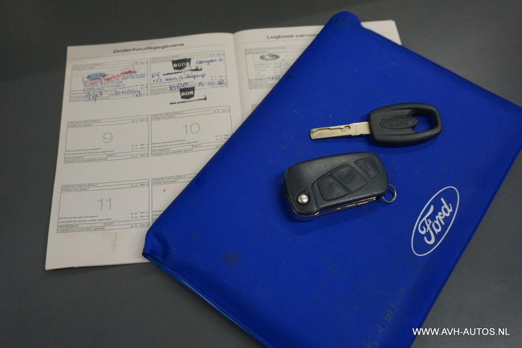 Ford KA 1.2 titanium